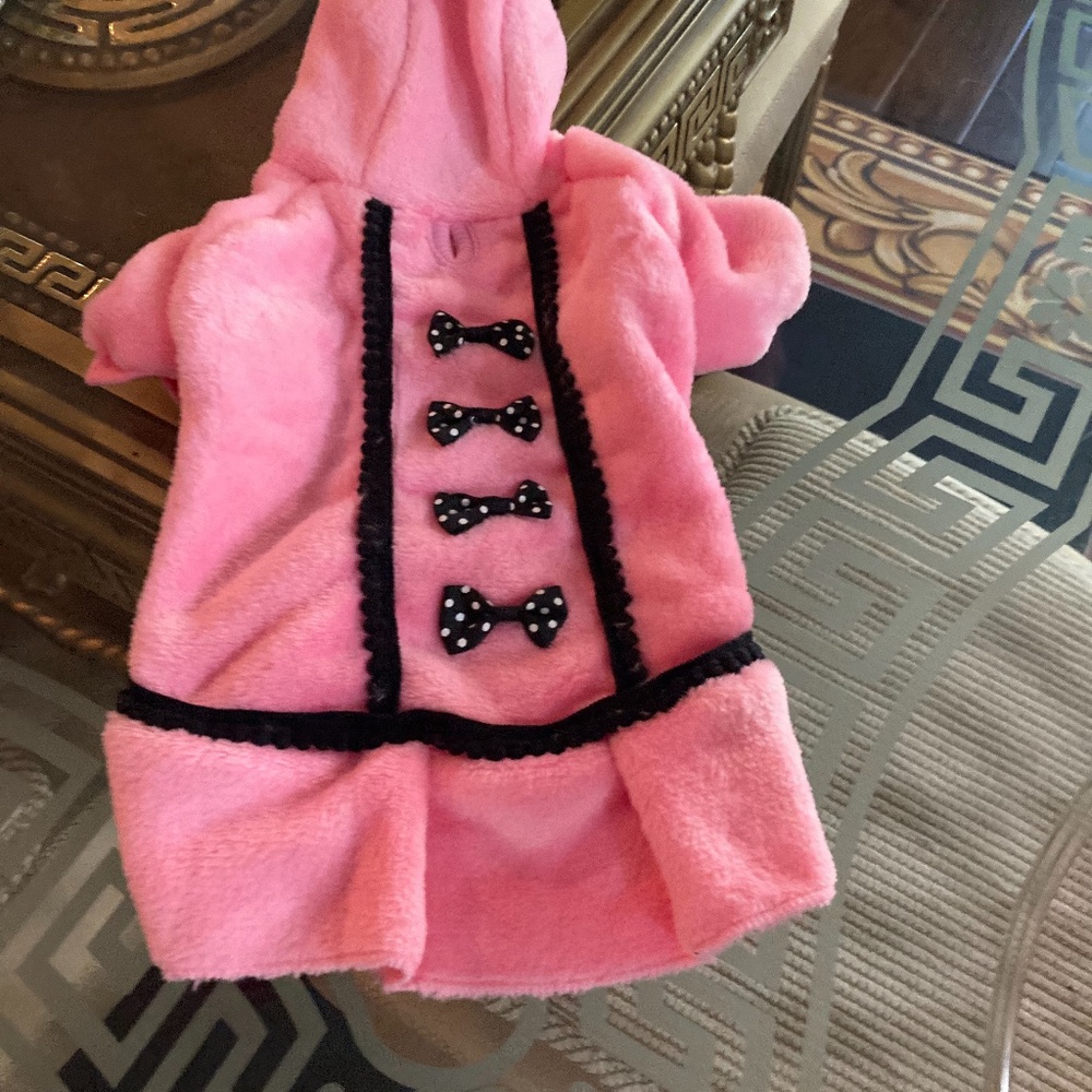 Cozy pet clothes
